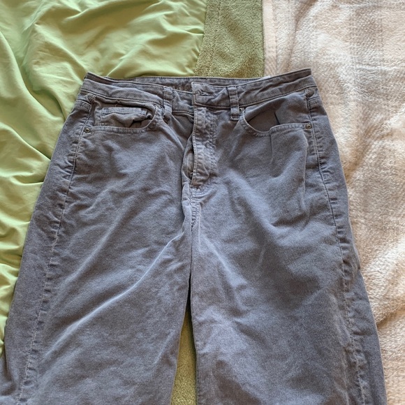 AEO mom straight corduroy Jean: size 8 long - Picture 1 of 6